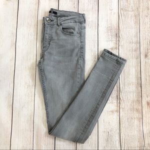 H&M Light Grey Jean Legging size 6